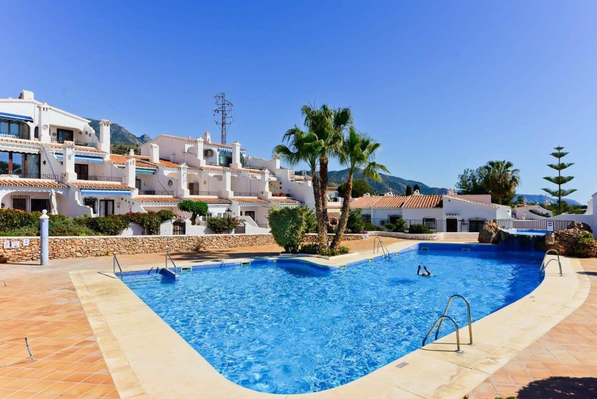 Capistrano Pueblo Apartment Nerja Ngoại thất bức ảnh