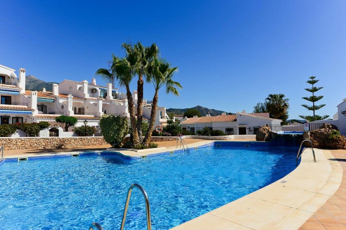 Capistrano Pueblo Apartment Nerja Ngoại thất bức ảnh